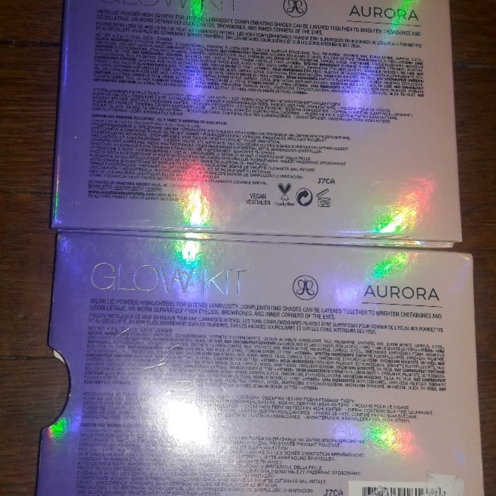 💥TRADED💥ABH Aurora Glow kit - Picture 4 of 4